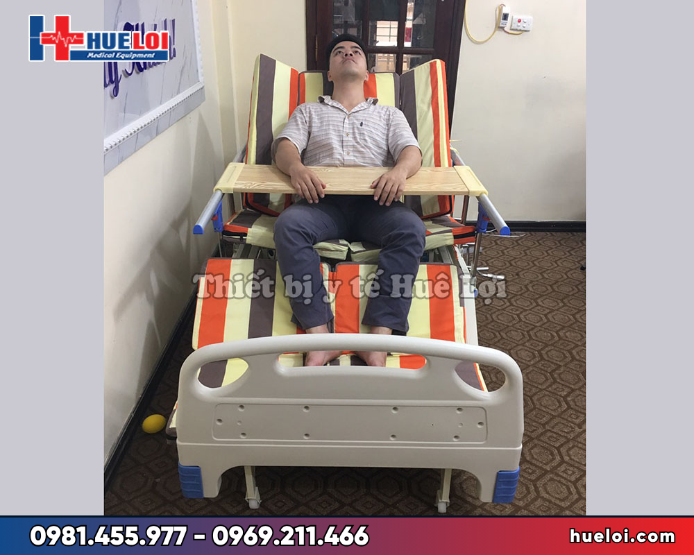 Giường bệnh đa năng cao cấp 4 tay quay A01-III có vỉa chắn